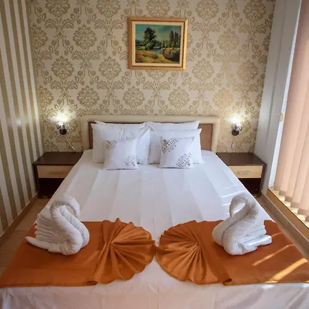 Saradis Отель 2*