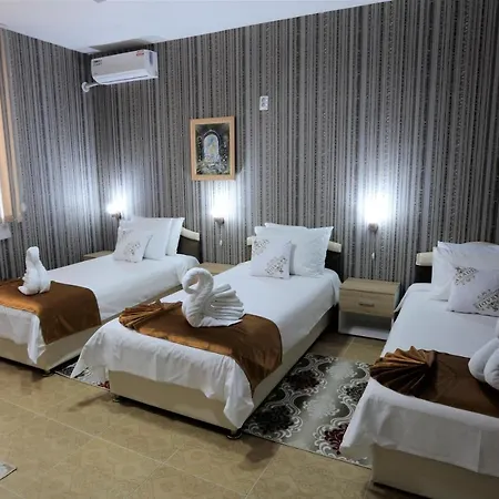 Saradis Отель 2*