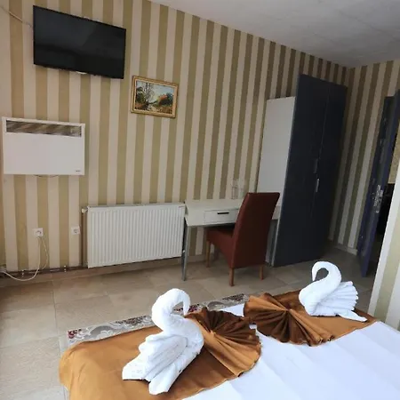 Saradis 2* Крушевац